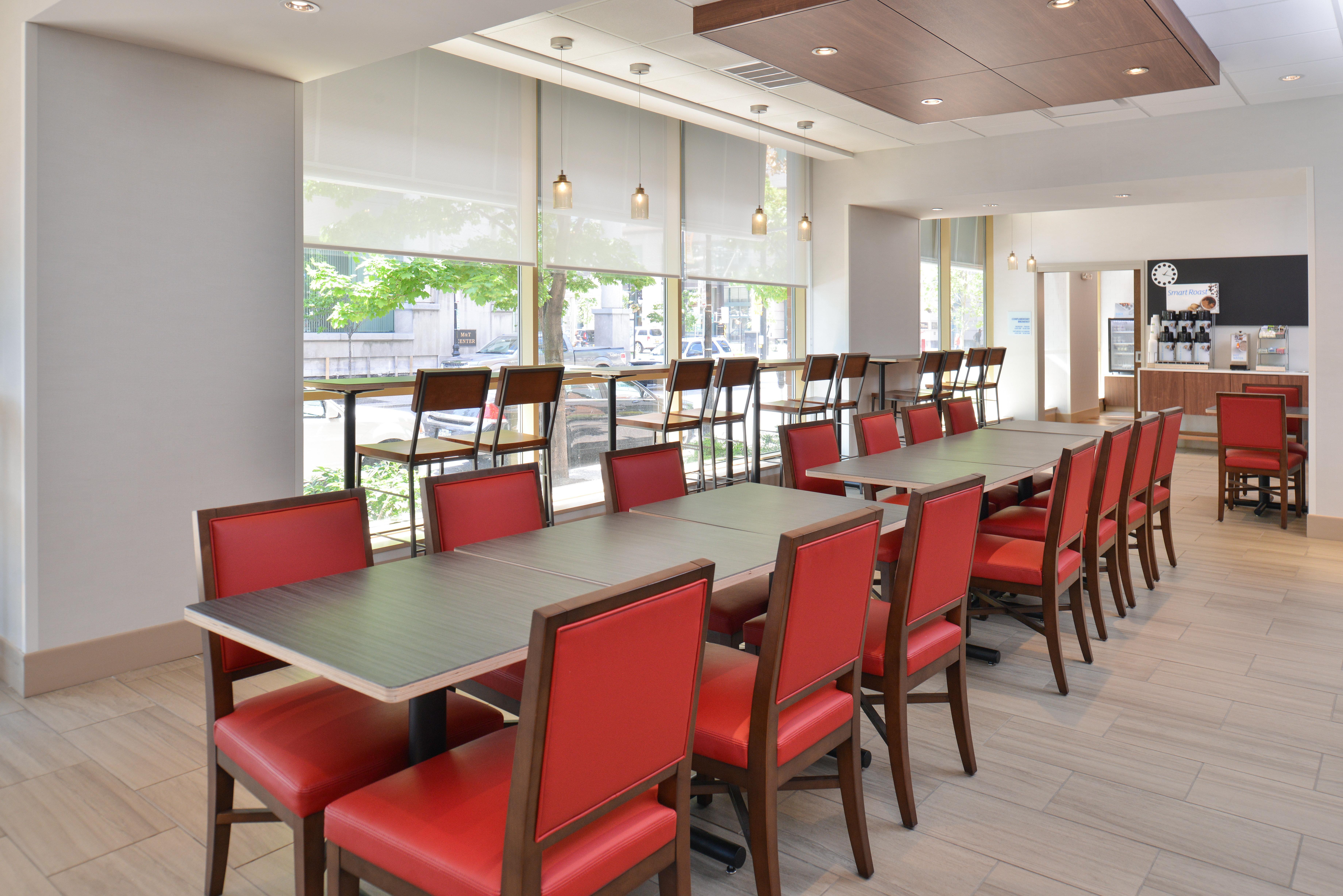 Holiday Inn Express & Suites Buffalo Downtown By Ihg Luaran gambar