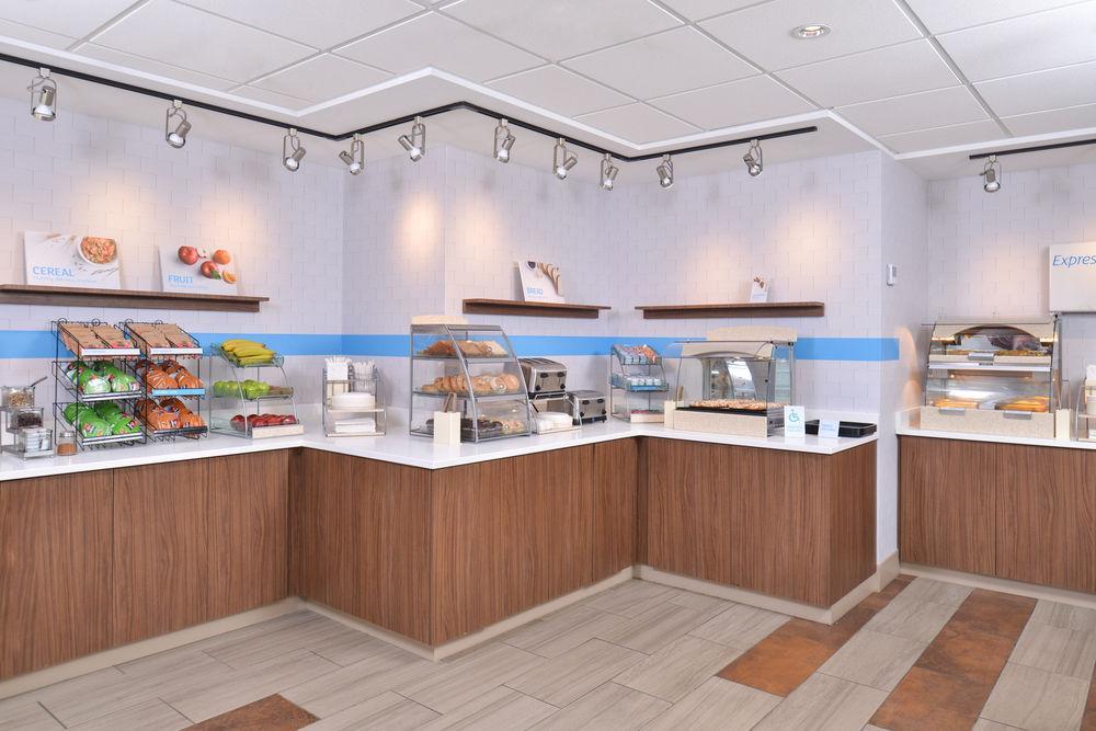 Holiday Inn Express & Suites Buffalo Downtown By Ihg Luaran gambar