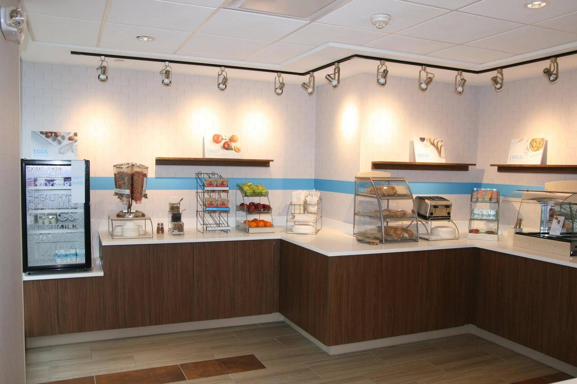Holiday Inn Express & Suites Buffalo Downtown By Ihg Luaran gambar